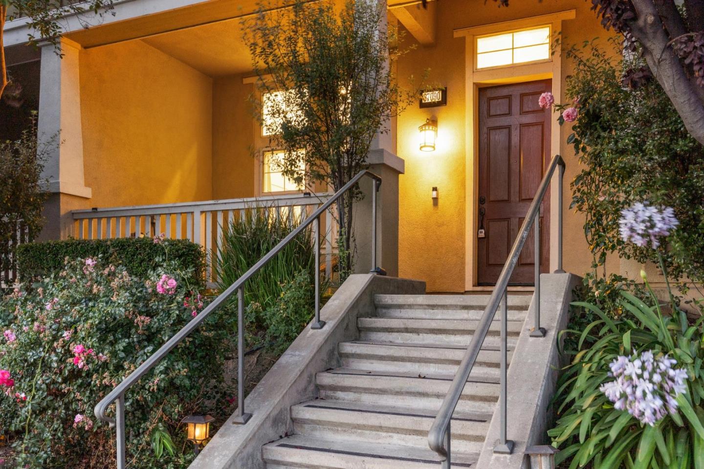 Detail Gallery Image 7 of 79 For 37090 Dusterberry Way #9,  Fremont,  CA 94536 - 3 Beds | 2/1 Baths