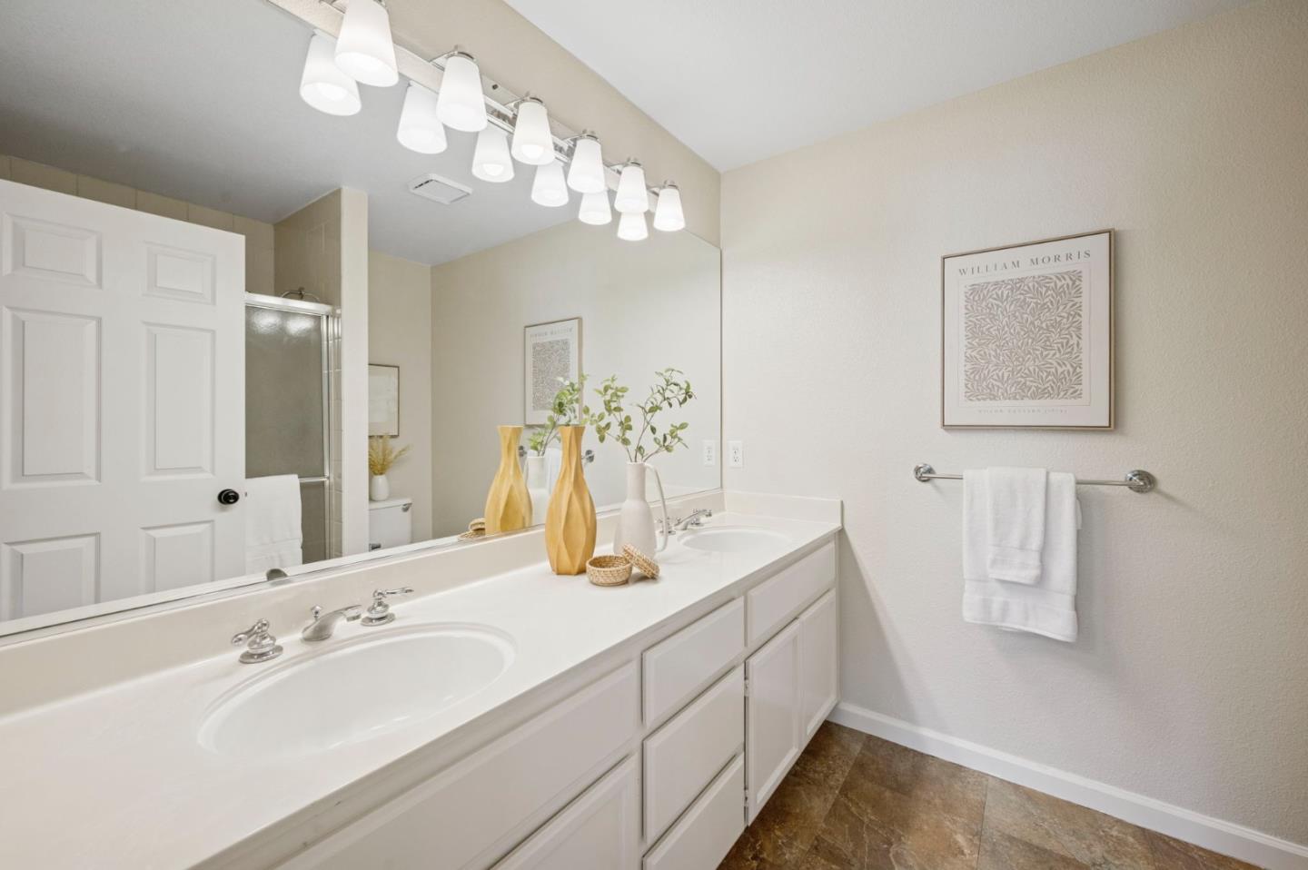 Detail Gallery Image 24 of 34 For 5956 Lake Almanor Dr, San Jose,  CA 95123 - 2 Beds | 2 Baths