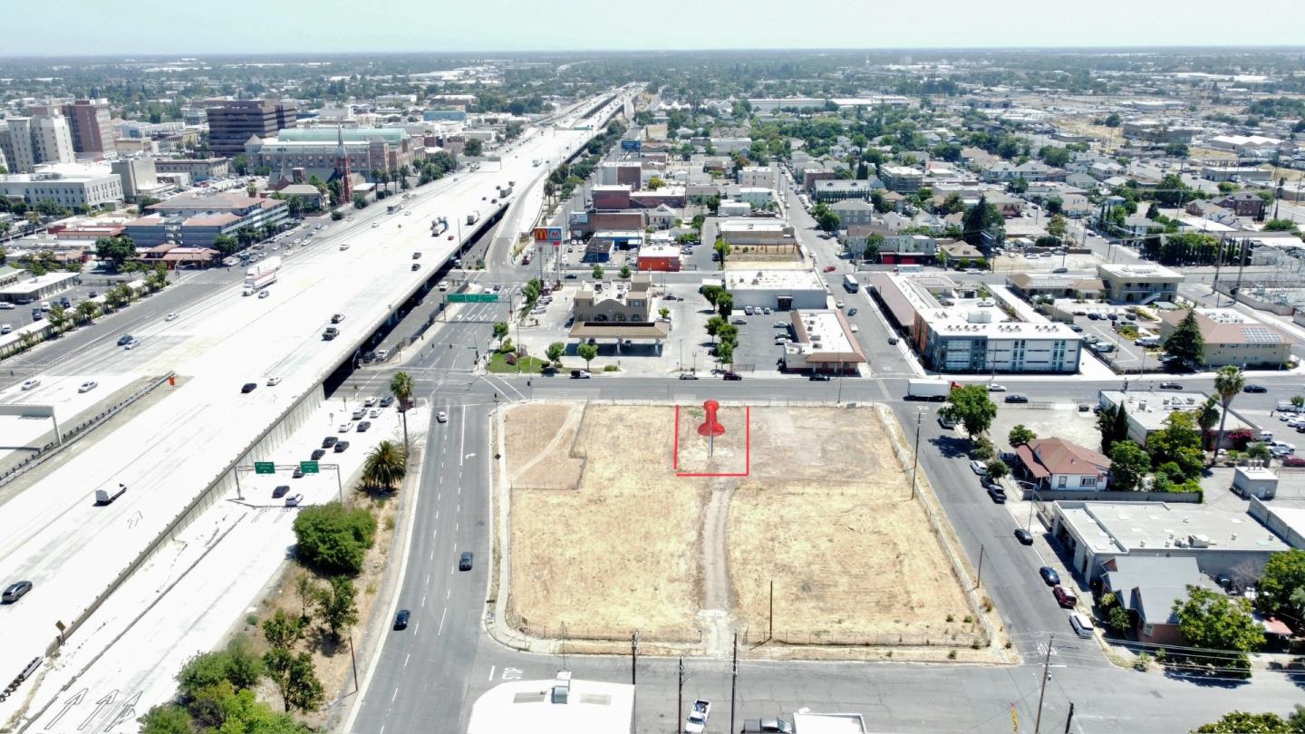 325 Center Street, Stockton, CA, 95203