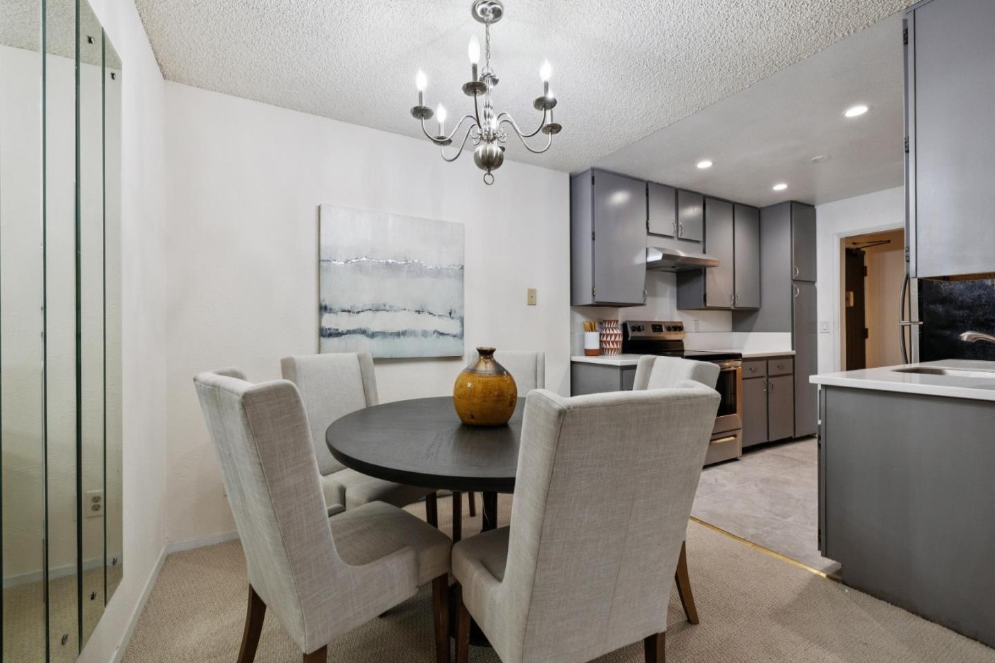 Detail Gallery Image 13 of 41 For 1031 Cherry Ave #18,  San Bruno,  CA 94066 - 2 Beds | 2 Baths