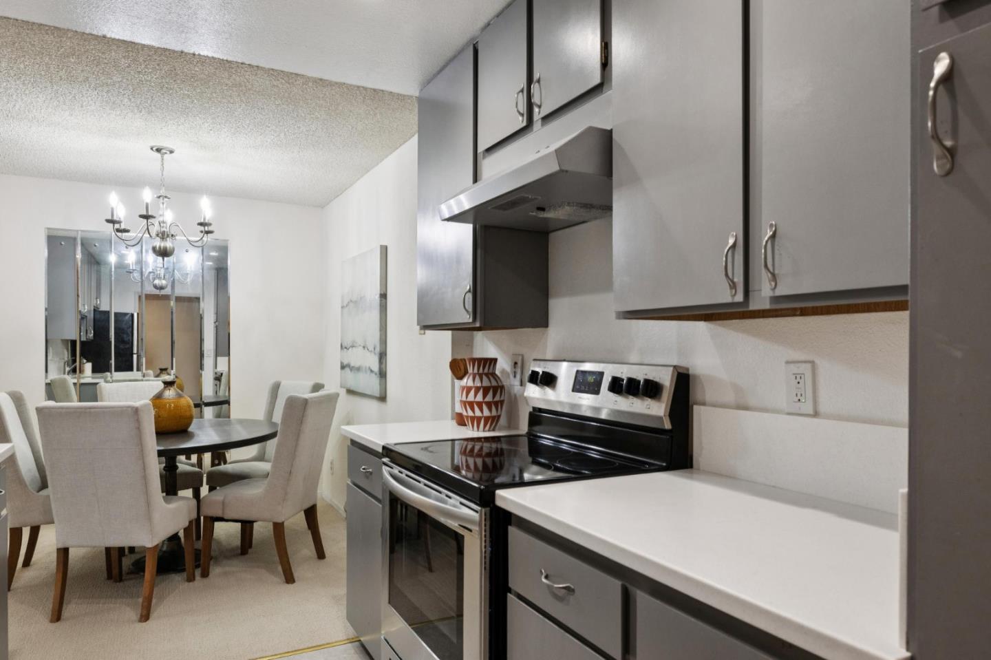 Detail Gallery Image 14 of 41 For 1031 Cherry Ave #18,  San Bruno,  CA 94066 - 2 Beds | 2 Baths