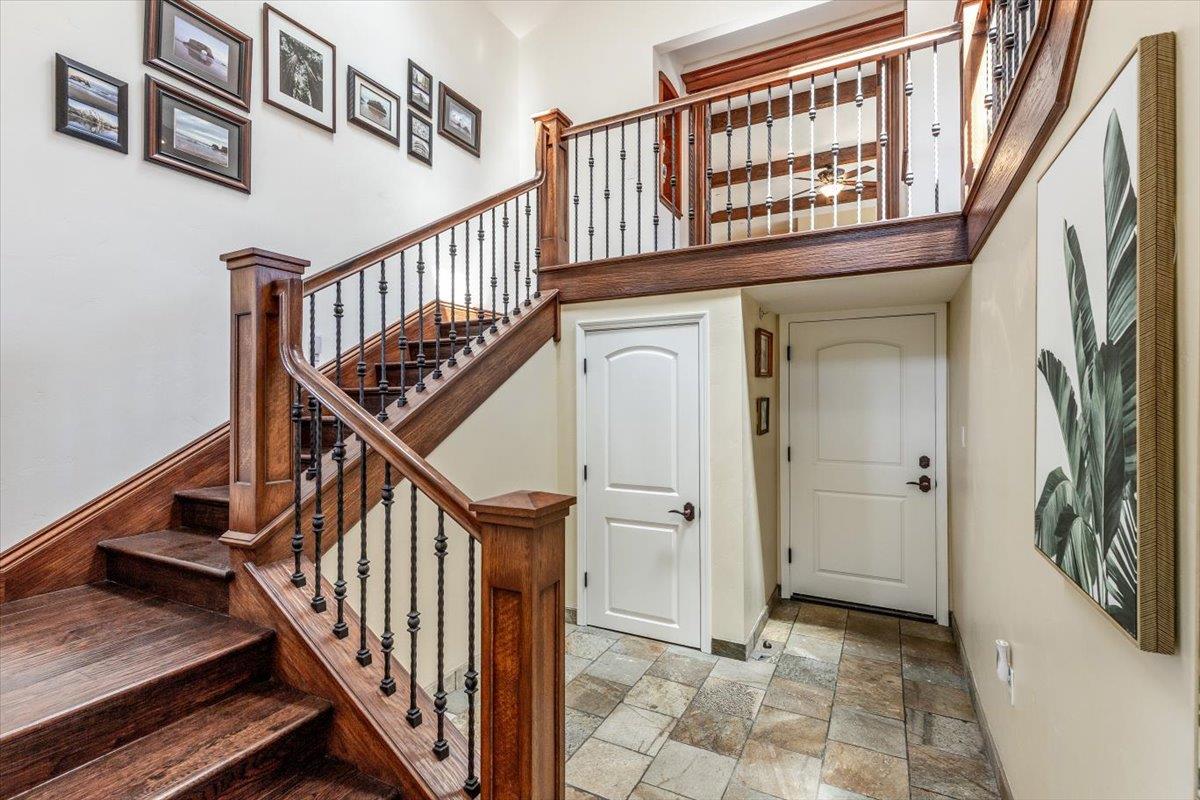 Detail Gallery Image 15 of 57 For 22187 Old Santa Cruz Hwy, Los Gatos,  CA 95033 - 4 Beds | 3 Baths