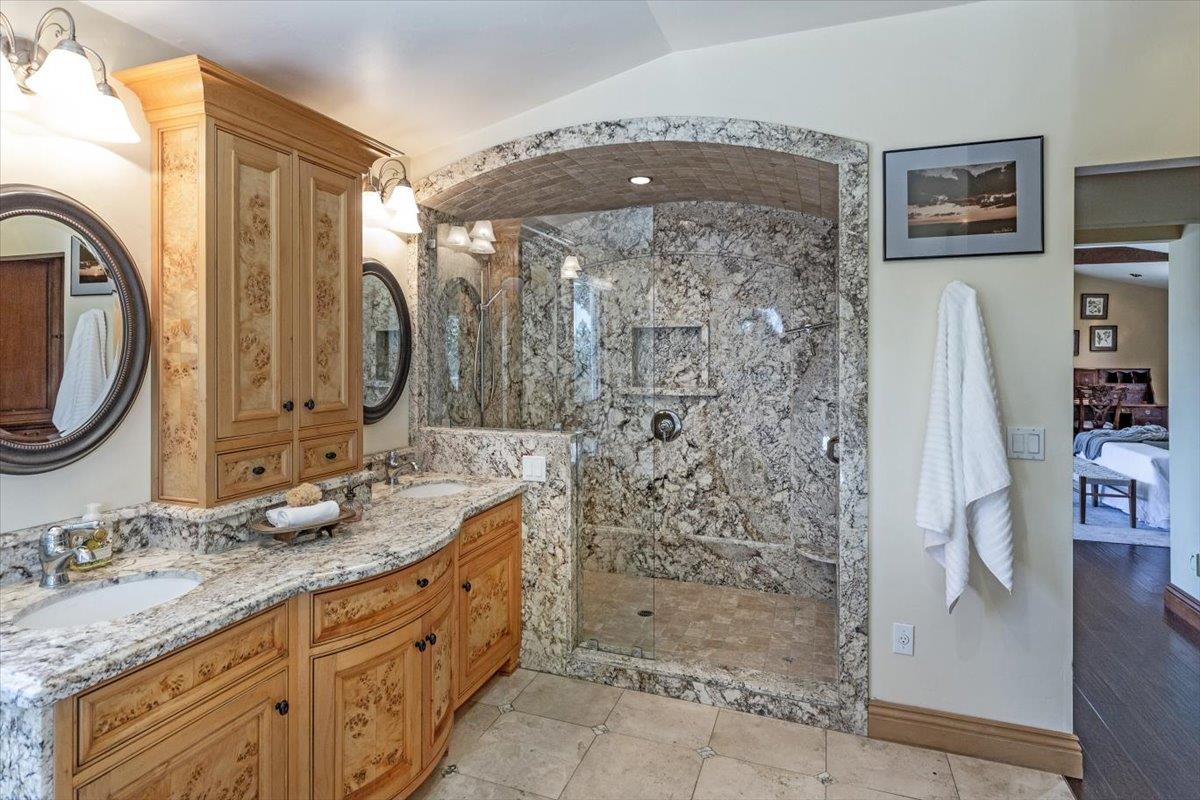 Detail Gallery Image 22 of 57 For 22187 Old Santa Cruz Hwy, Los Gatos,  CA 95033 - 4 Beds | 3 Baths