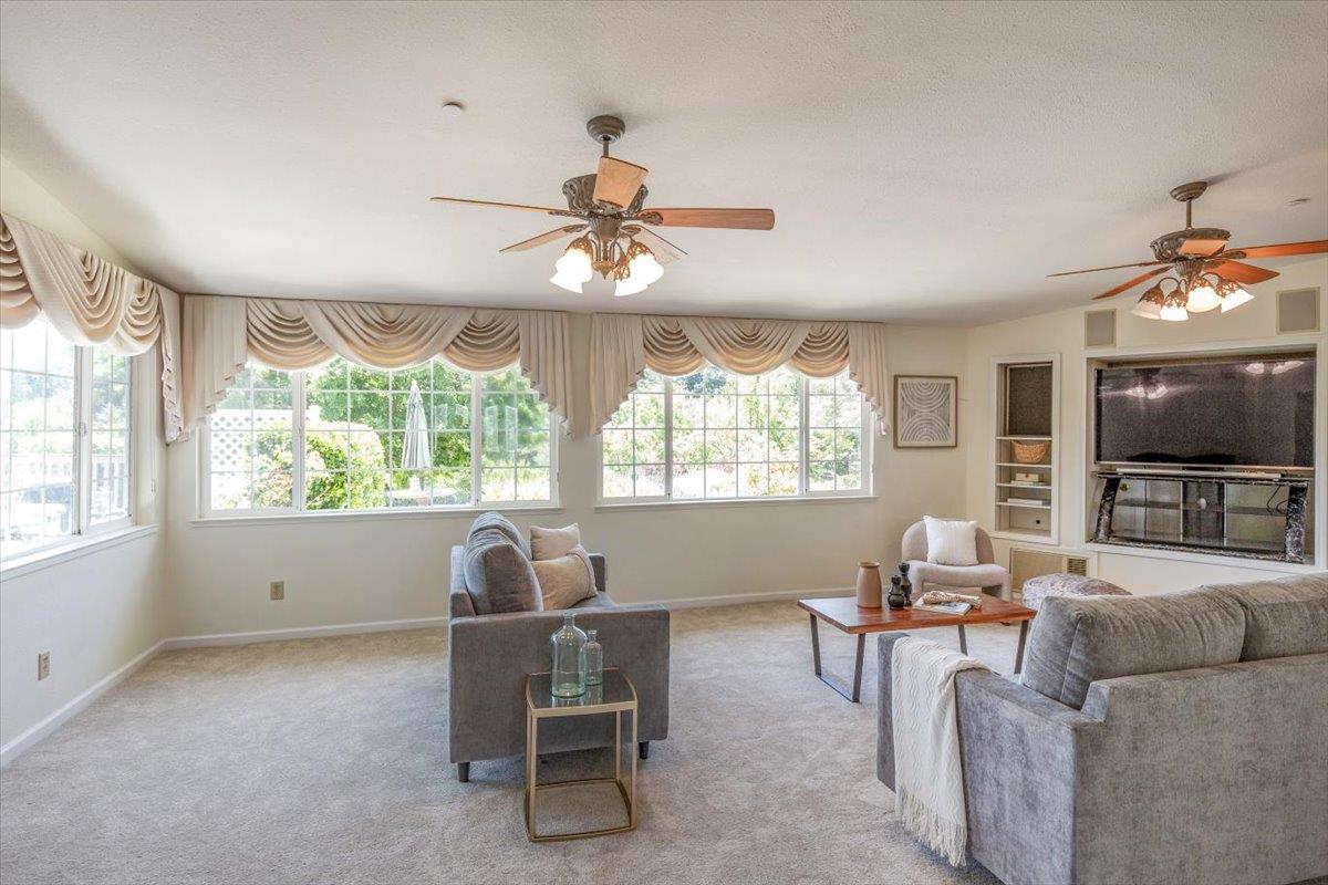 Detail Gallery Image 8 of 57 For 22187 Old Santa Cruz Hwy, Los Gatos,  CA 95033 - 4 Beds | 3 Baths