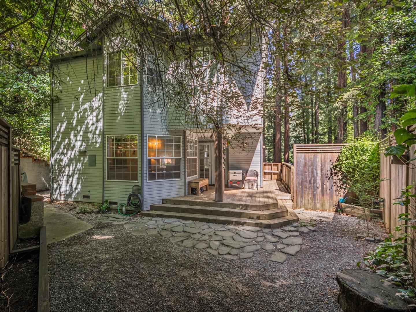 Detail Gallery Image 1 of 26 For 110 Azalea Way, Ben Lomond,  CA 95005 - 3 Beds | 1 Baths