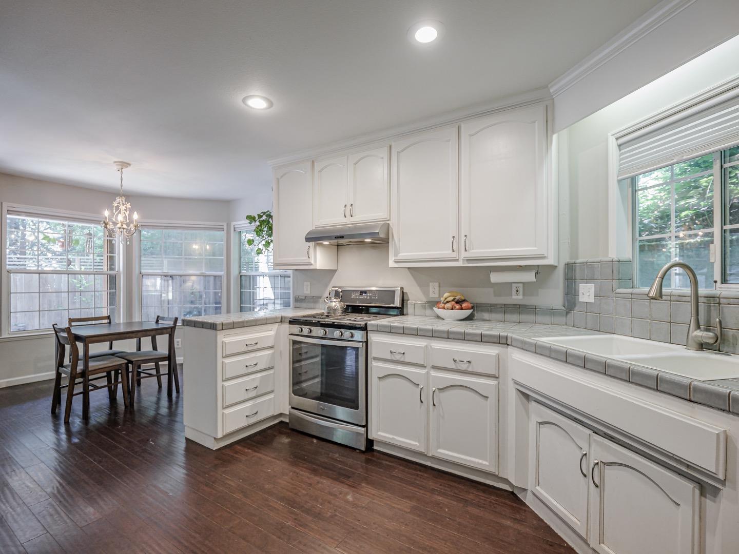 Detail Gallery Image 10 of 26 For 110 Azalea Way, Ben Lomond,  CA 95005 - 3 Beds | 1 Baths