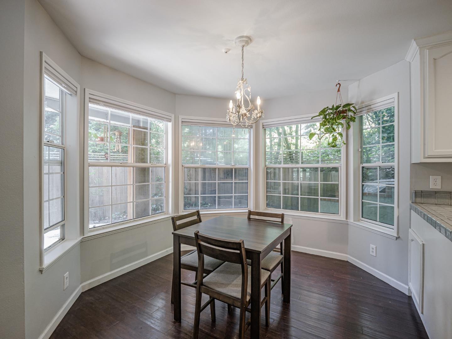 Detail Gallery Image 7 of 26 For 110 Azalea Way, Ben Lomond,  CA 95005 - 3 Beds | 1 Baths