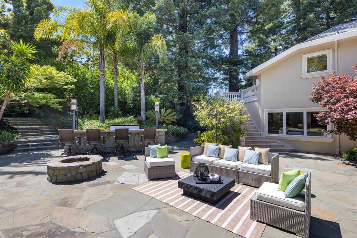 Detail Gallery Image 45 of 58 For 801 Eucalyptus Ave, Hillsborough,  CA 94010 - 5 Beds | 4/1 Baths