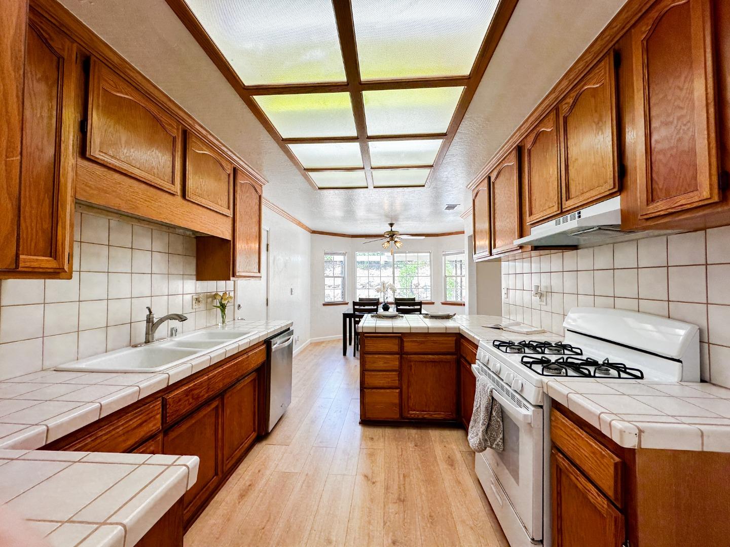 Detail Gallery Image 14 of 40 For 1005 Jacobsen St, Antioch,  CA 94509 - 3 Beds | 1 Baths