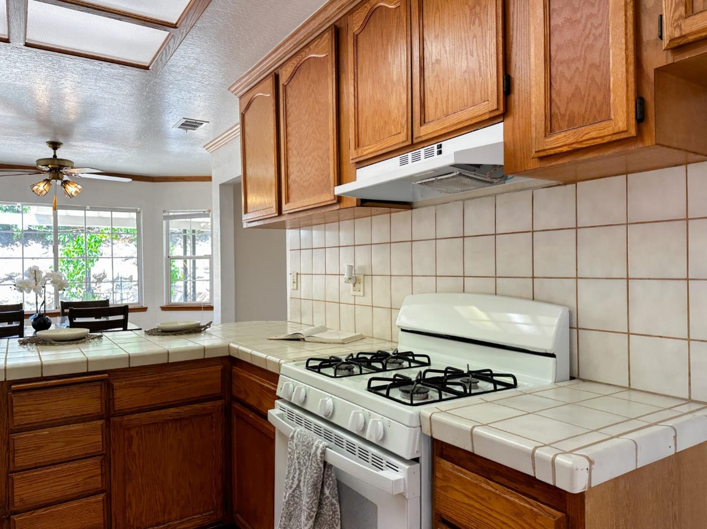 Detail Gallery Image 16 of 40 For 1005 Jacobsen St, Antioch,  CA 94509 - 3 Beds | 1 Baths