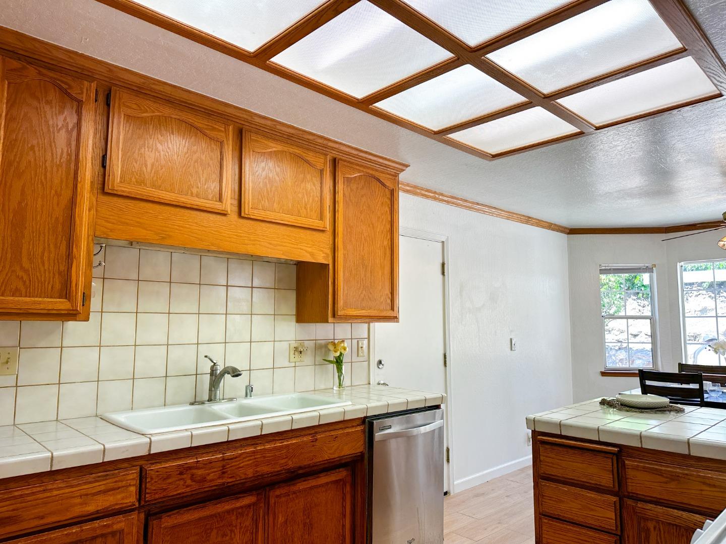 Detail Gallery Image 17 of 40 For 1005 Jacobsen St, Antioch,  CA 94509 - 3 Beds | 1 Baths