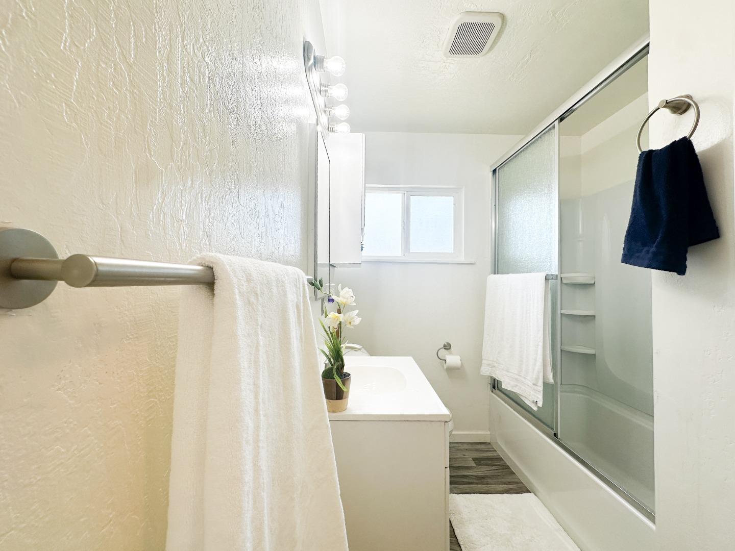 Detail Gallery Image 24 of 40 For 1005 Jacobsen St, Antioch,  CA 94509 - 3 Beds | 1 Baths