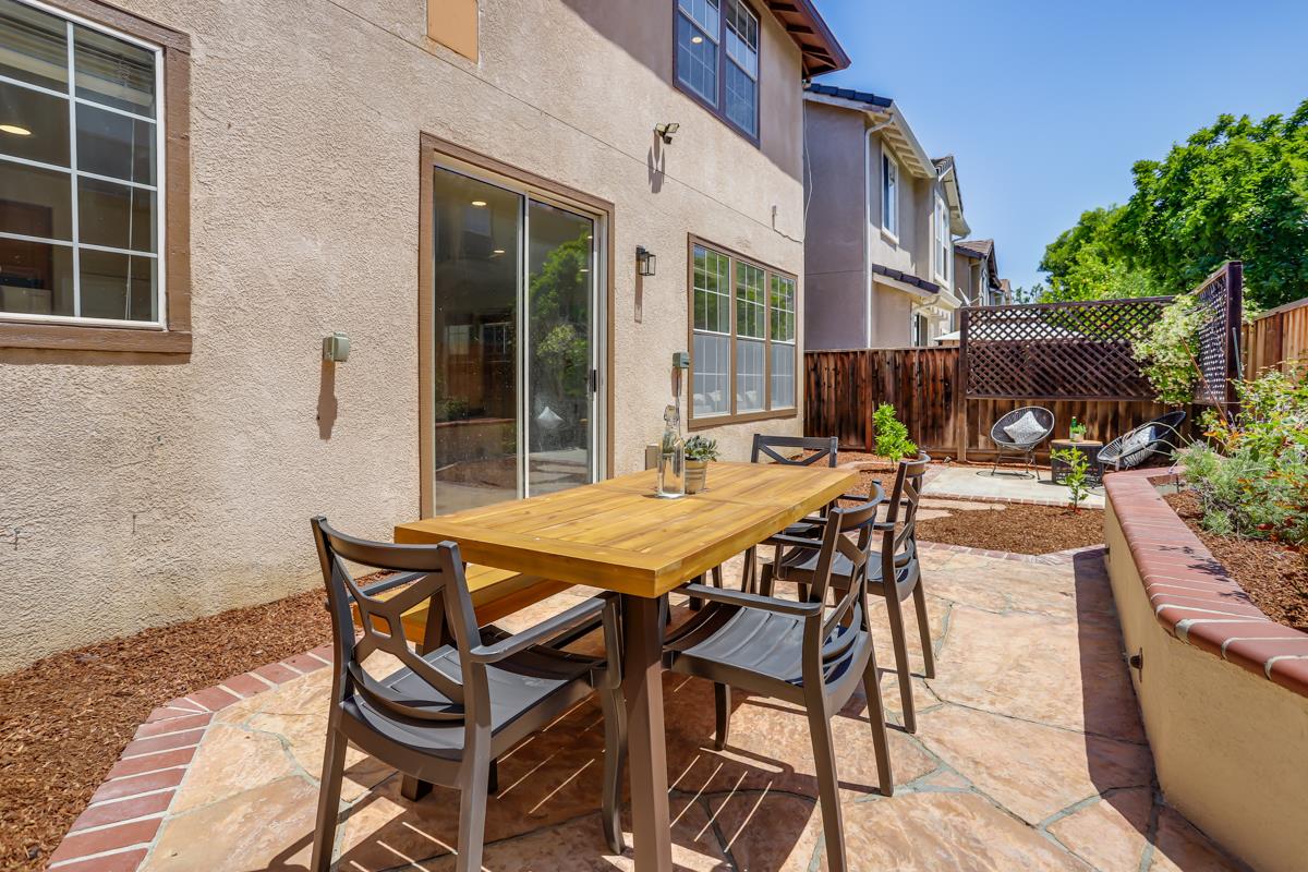 Detail Gallery Image 32 of 38 For 960 Sunbonnet Loop, San Jose,  CA 95125 - 5 Beds | 3 Baths