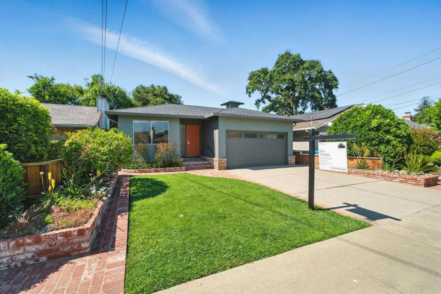 Detail Gallery Image 2 of 47 For 2012 Howard Ave, San Carlos,  CA 94070 - 3 Beds | 2 Baths