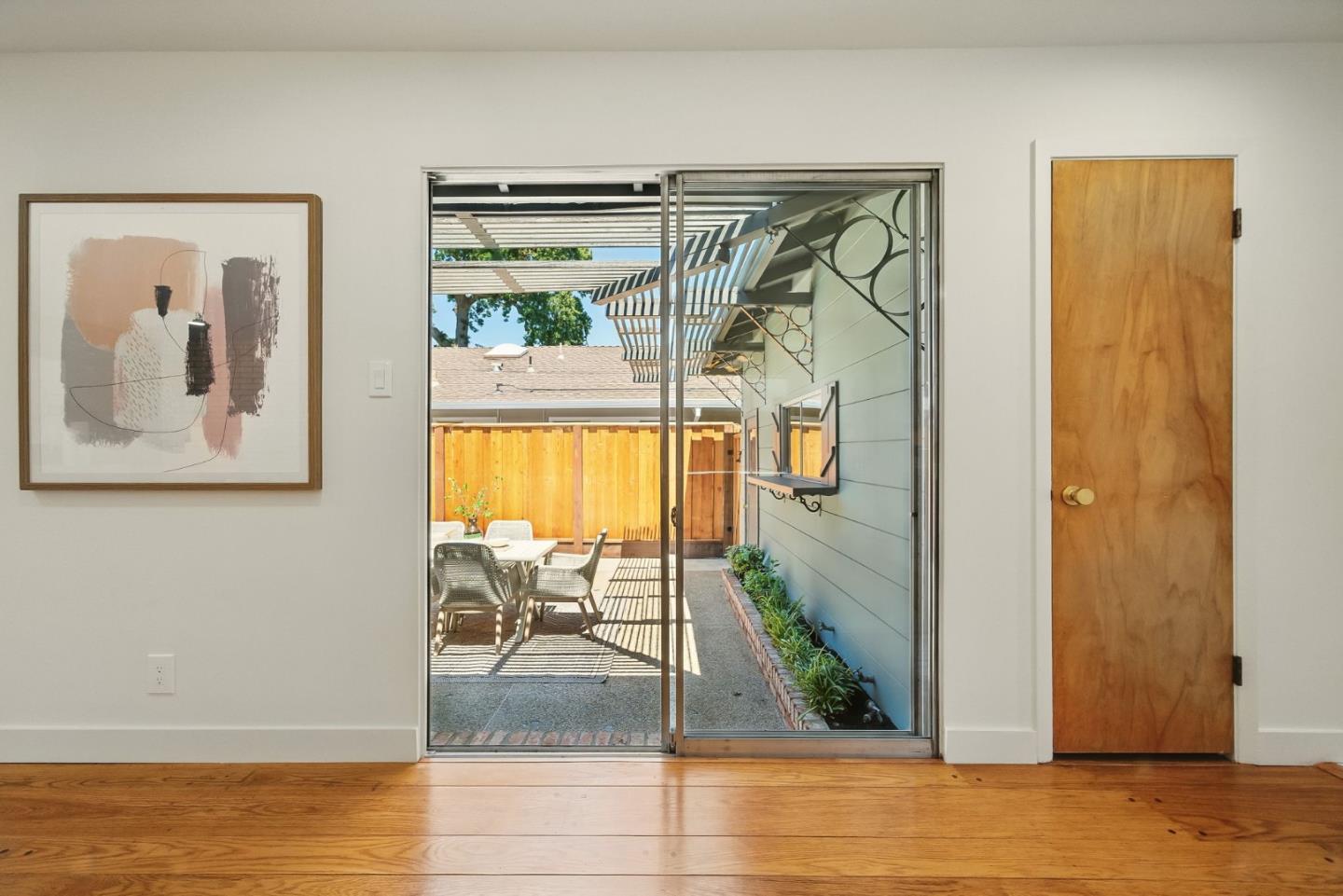 Detail Gallery Image 29 of 47 For 2012 Howard Ave, San Carlos,  CA 94070 - 3 Beds | 2 Baths