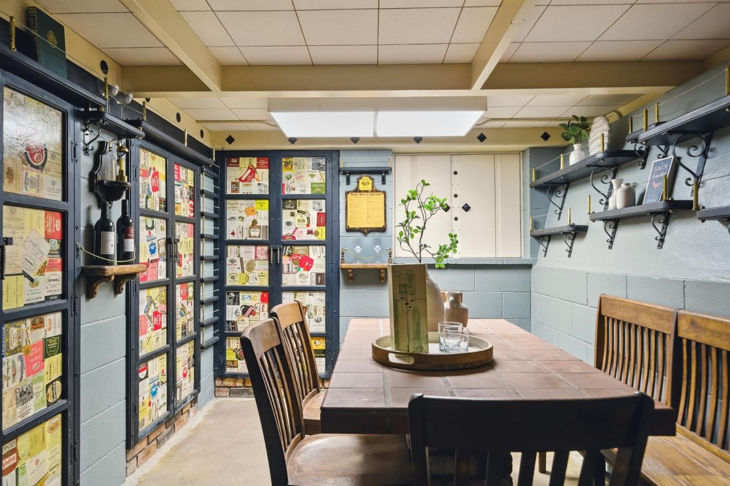Detail Gallery Image 34 of 47 For 2012 Howard Ave, San Carlos,  CA 94070 - 3 Beds | 2 Baths
