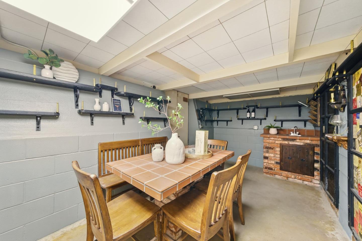 Detail Gallery Image 35 of 47 For 2012 Howard Ave, San Carlos,  CA 94070 - 3 Beds | 2 Baths