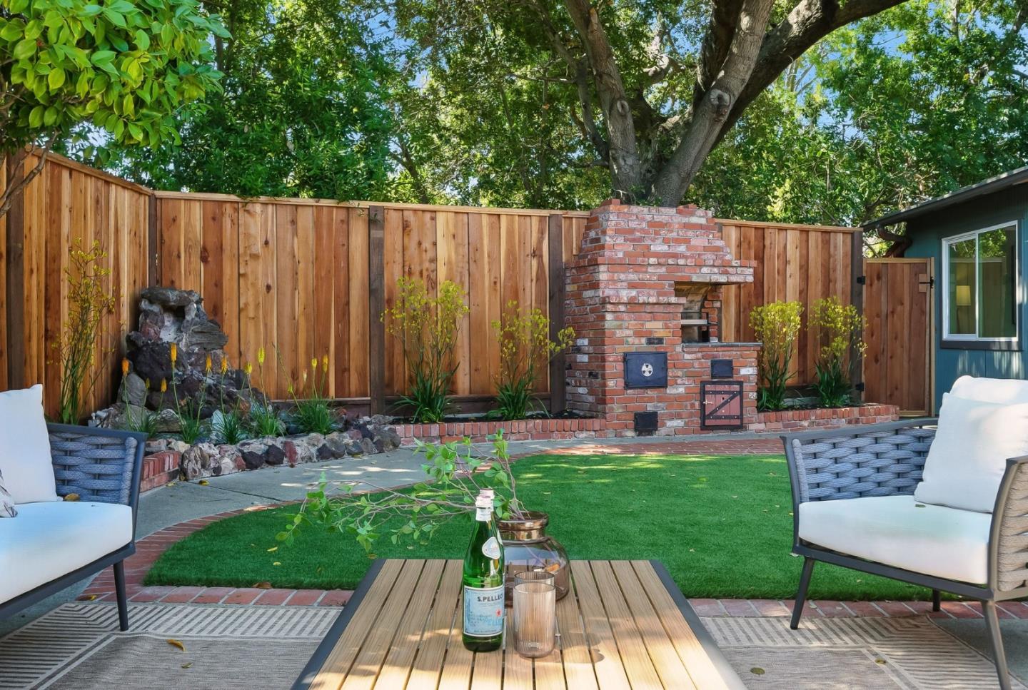 Detail Gallery Image 37 of 47 For 2012 Howard Ave, San Carlos,  CA 94070 - 3 Beds | 2 Baths