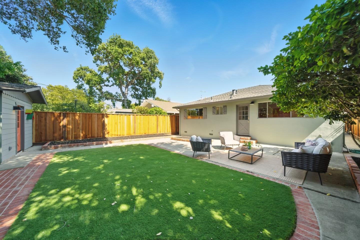 Detail Gallery Image 46 of 47 For 2012 Howard Ave, San Carlos,  CA 94070 - 3 Beds | 2 Baths