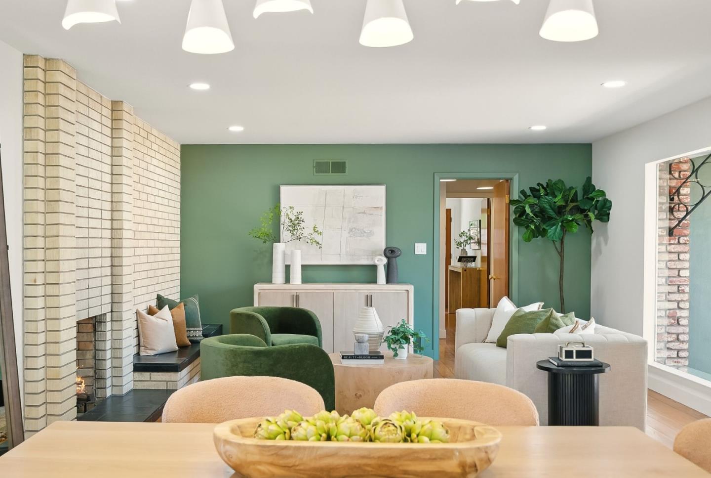 Detail Gallery Image 7 of 47 For 2012 Howard Ave, San Carlos,  CA 94070 - 3 Beds | 2 Baths