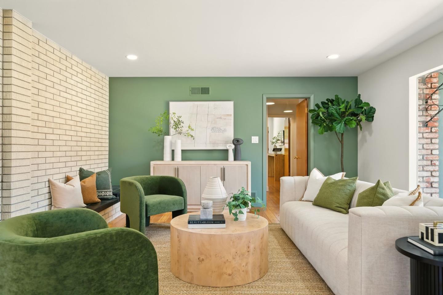 Detail Gallery Image 8 of 47 For 2012 Howard Ave, San Carlos,  CA 94070 - 3 Beds | 2 Baths