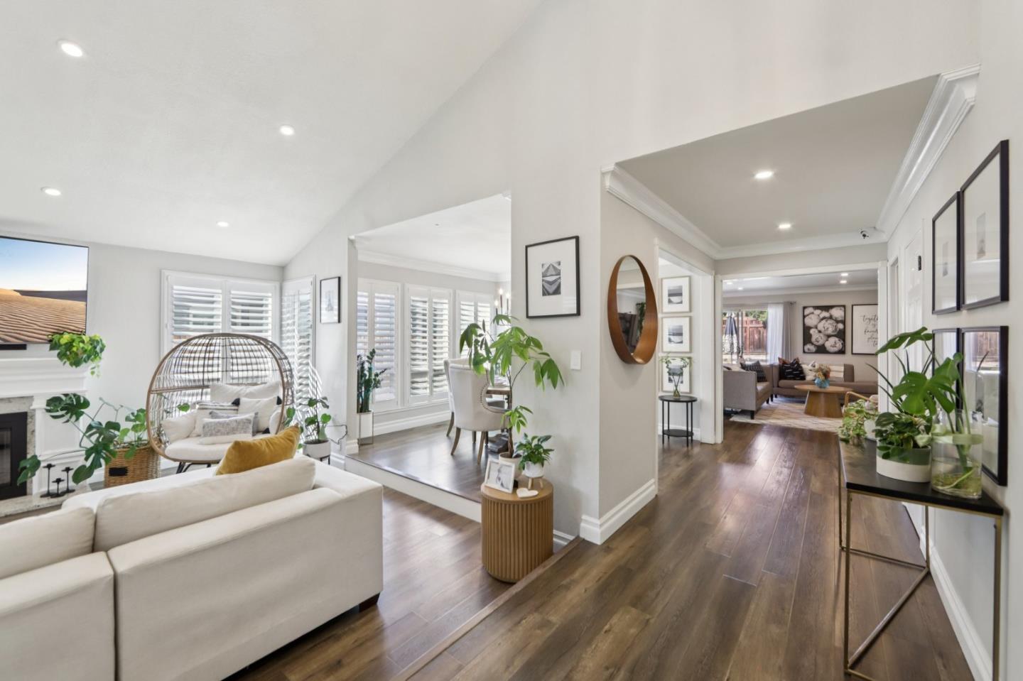 Detail Gallery Image 2 of 69 For 1672 Coraltree Pl, San Jose,  CA 95131 - 4 Beds | 2 Baths