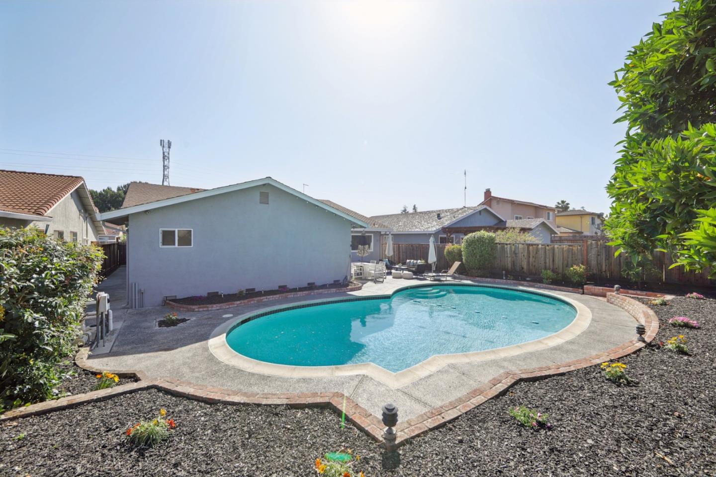 Detail Gallery Image 37 of 69 For 1672 Coraltree Pl, San Jose,  CA 95131 - 4 Beds | 2 Baths