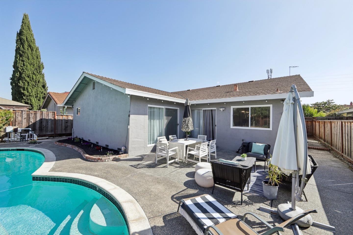 Detail Gallery Image 42 of 69 For 1672 Coraltree Pl, San Jose,  CA 95131 - 4 Beds | 2 Baths