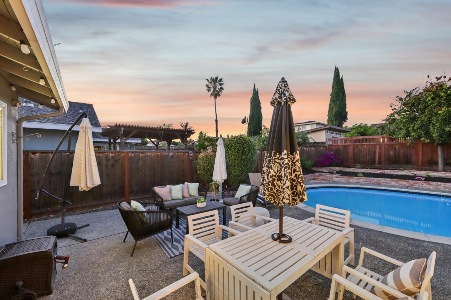 Detail Gallery Image 56 of 69 For 1672 Coraltree Pl, San Jose,  CA 95131 - 4 Beds | 2 Baths