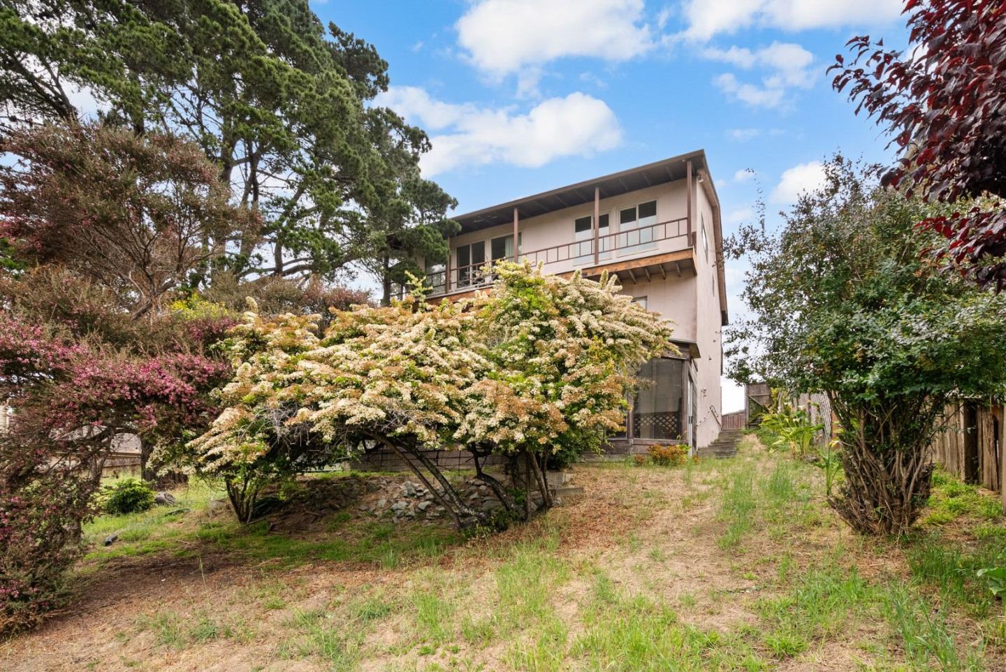 Detail Gallery Image 24 of 25 For 3705 Encline Way, Belmont,  CA 94002 - 2 Beds | 1 Baths