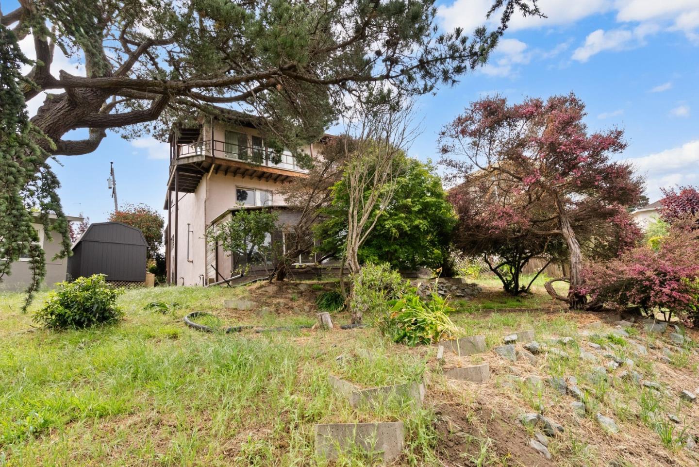 Detail Gallery Image 25 of 25 For 3705 Encline Way, Belmont,  CA 94002 - 2 Beds | 1 Baths