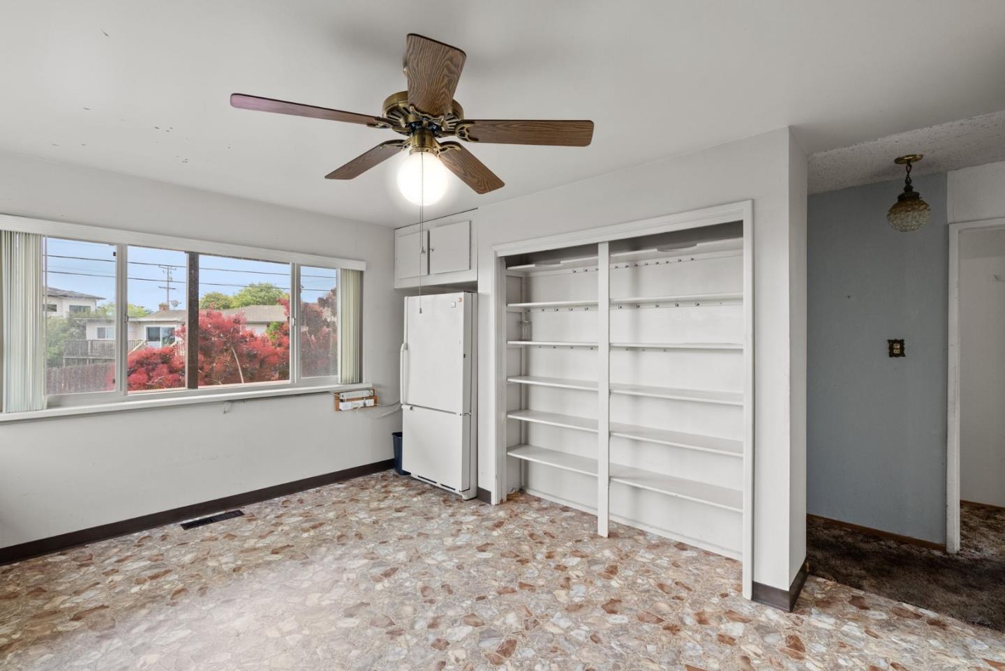 Detail Gallery Image 9 of 25 For 3705 Encline Way, Belmont,  CA 94002 - 2 Beds | 1 Baths