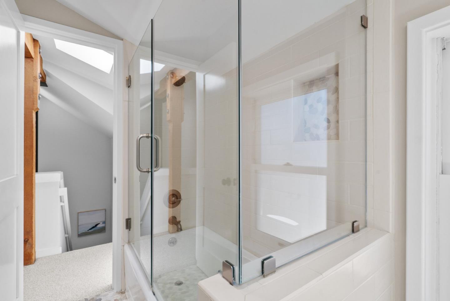 Detail Gallery Image 18 of 48 For 214 Brook Ave, Santa Cruz,  CA 95062 - 3 Beds | 2 Baths