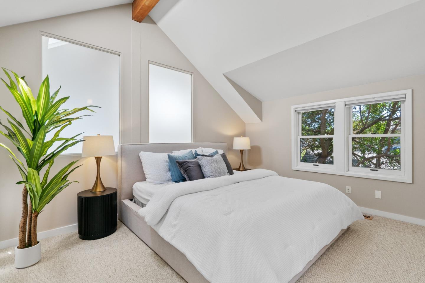 Detail Gallery Image 19 of 48 For 214 Brook Ave, Santa Cruz,  CA 95062 - 3 Beds | 2 Baths