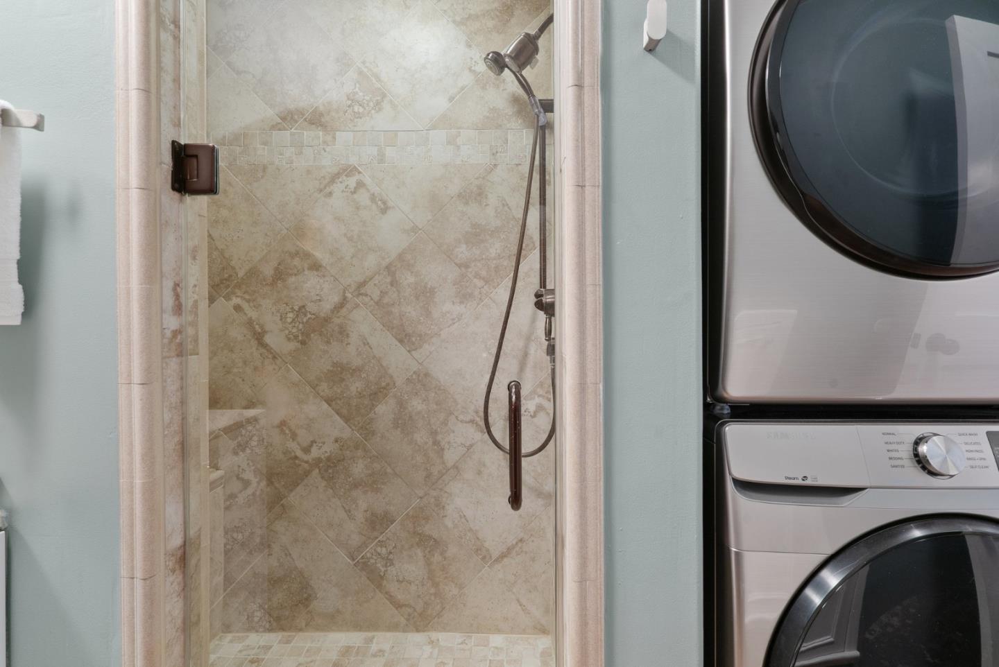 Detail Gallery Image 25 of 48 For 214 Brook Ave, Santa Cruz,  CA 95062 - 3 Beds | 2 Baths