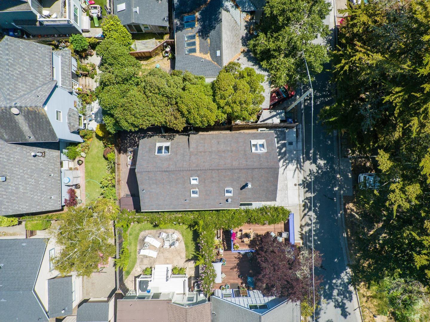 Detail Gallery Image 29 of 48 For 214 Brook Ave, Santa Cruz,  CA 95062 - 3 Beds | 2 Baths