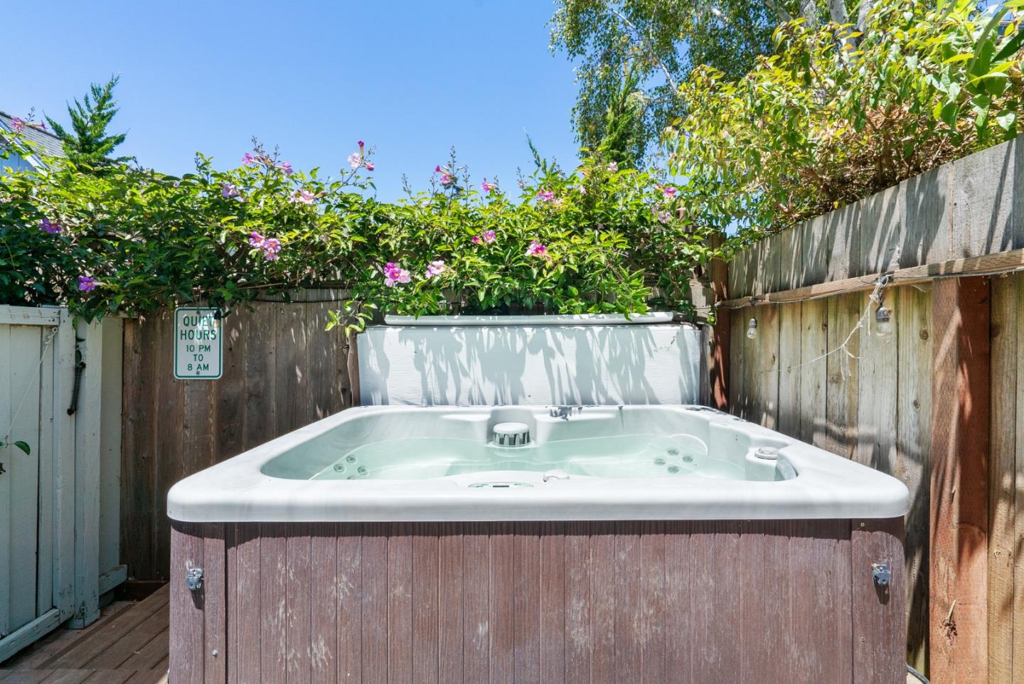 Detail Gallery Image 48 of 48 For 214 Brook Ave, Santa Cruz,  CA 95062 - 3 Beds | 2 Baths