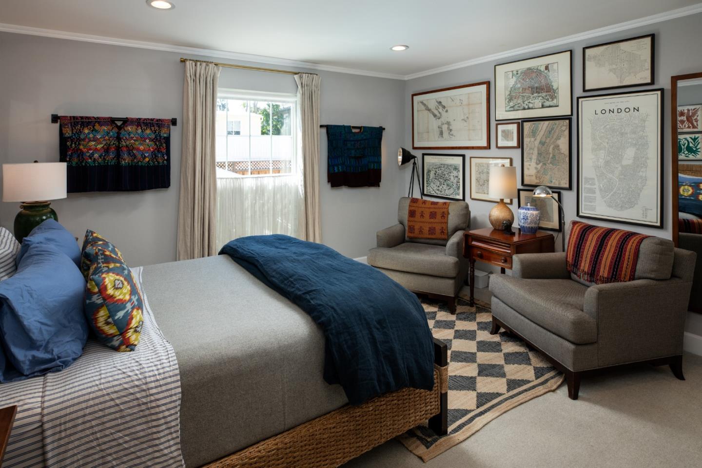 Detail Gallery Image 21 of 37 For 445 Oak Grove Ave #4,  Menlo Park,  CA 94025 - 2 Beds | 2 Baths