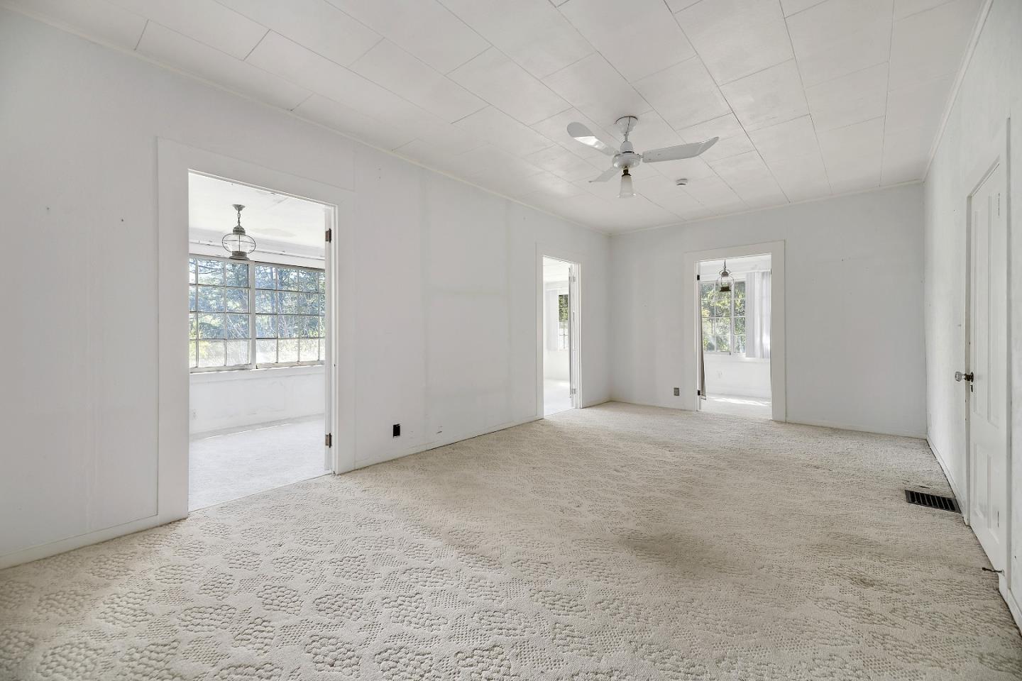 Detail Gallery Image 25 of 79 For 100 Wood Rd, Los Gatos,  CA 95030 - 5 Beds | 4 Baths