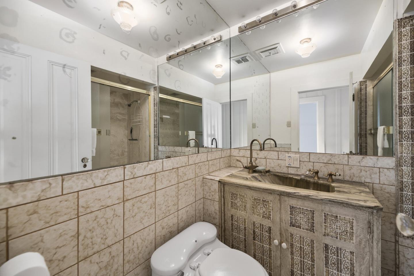 Detail Gallery Image 32 of 79 For 100 Wood Rd, Los Gatos,  CA 95030 - 5 Beds | 4 Baths