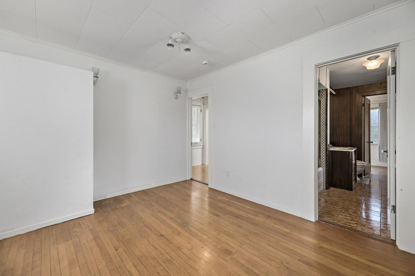 Detail Gallery Image 35 of 79 For 100 Wood Rd, Los Gatos,  CA 95030 - 5 Beds | 4 Baths