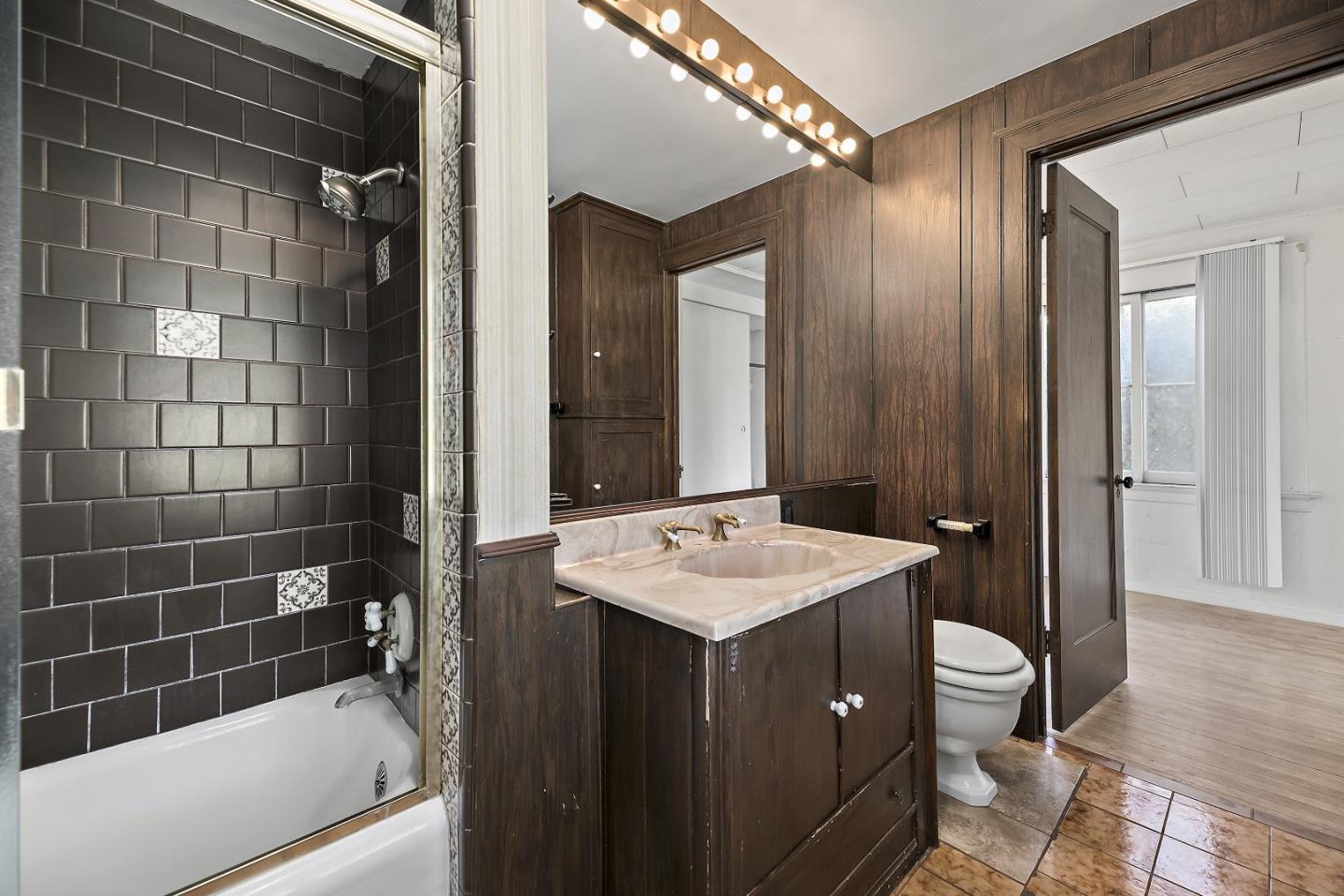 Detail Gallery Image 36 of 79 For 100 Wood Rd, Los Gatos,  CA 95030 - 5 Beds | 4 Baths