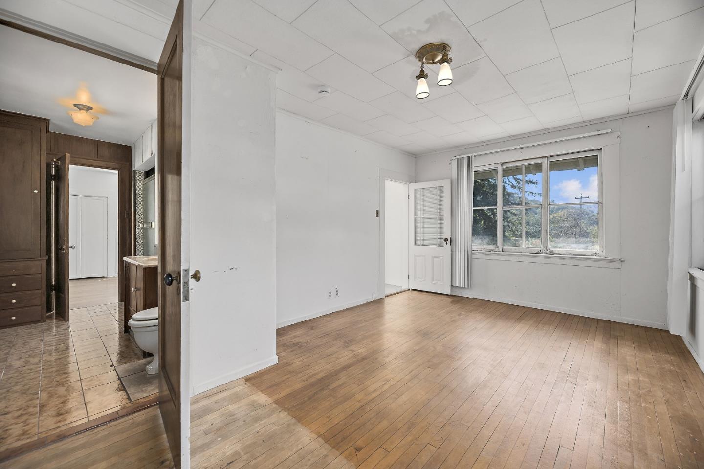 Detail Gallery Image 38 of 79 For 100 Wood Rd, Los Gatos,  CA 95030 - 5 Beds | 4 Baths