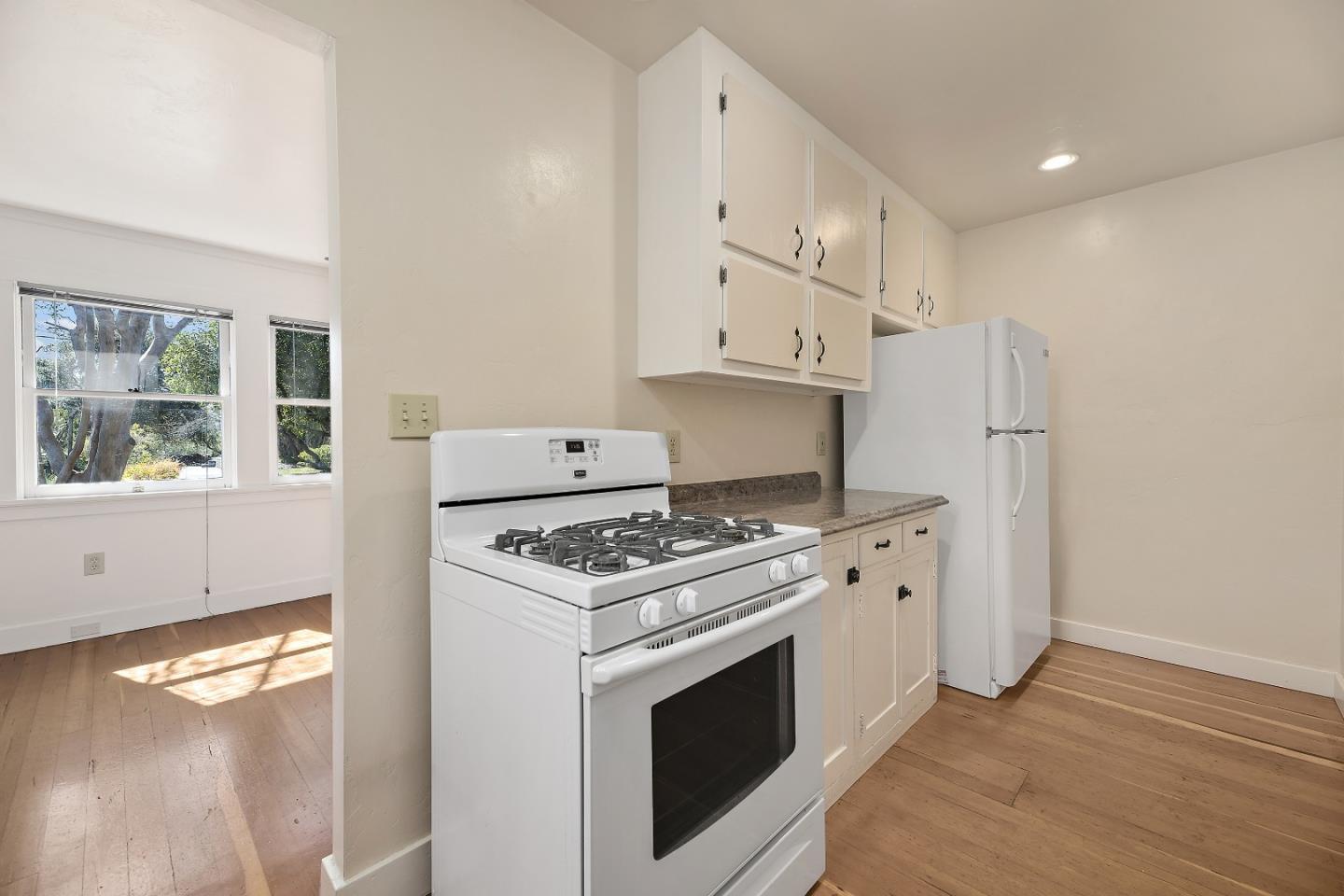 Detail Gallery Image 51 of 79 For 100 Wood Rd, Los Gatos,  CA 95030 - 5 Beds | 4 Baths
