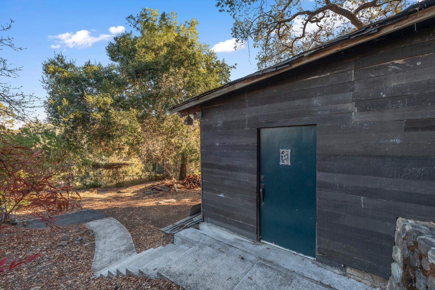 Detail Gallery Image 69 of 79 For 100 Wood Rd, Los Gatos,  CA 95030 - 5 Beds | 4 Baths