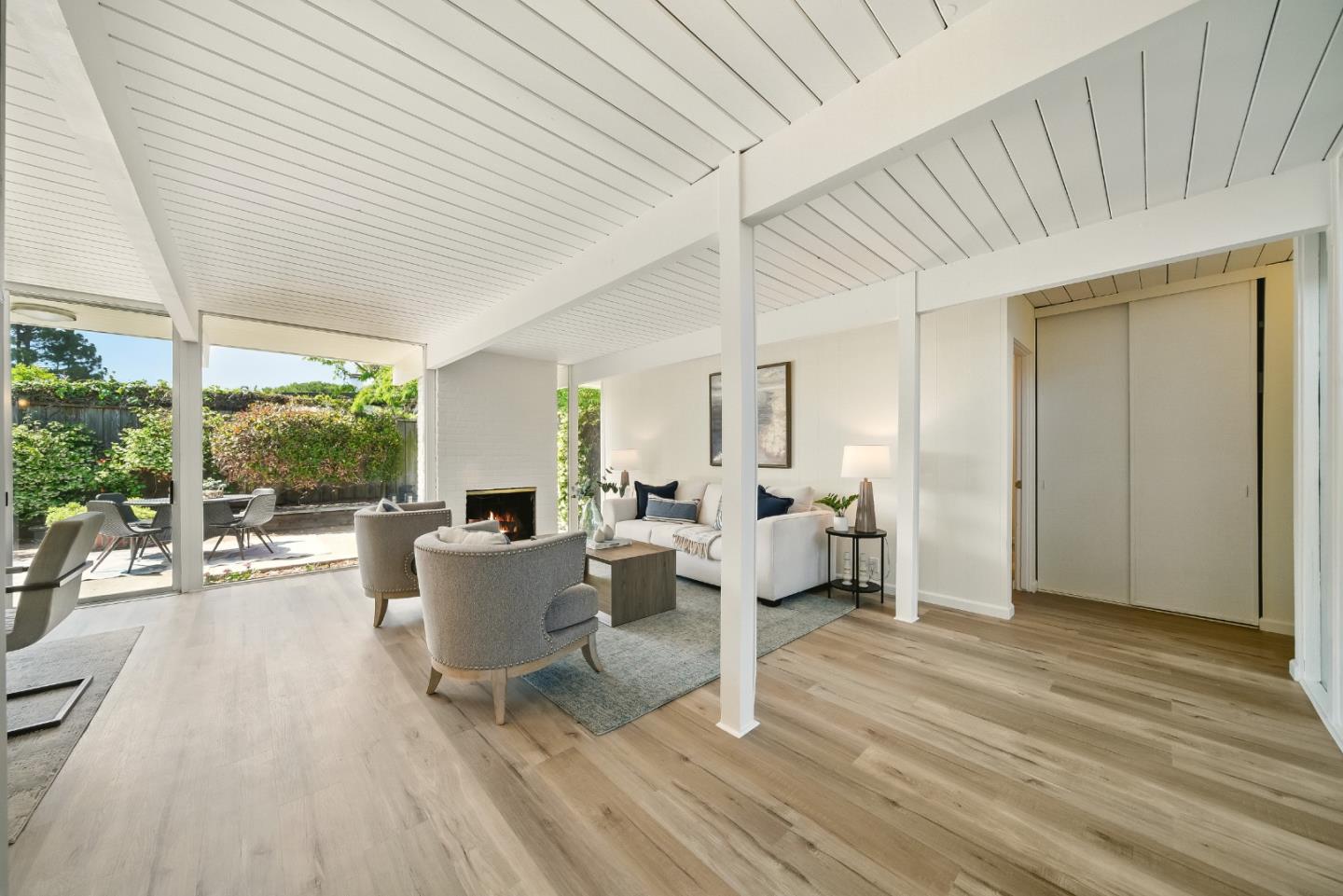 Detail Gallery Image 11 of 52 For 200 Loon Ct, Foster City,  CA 94404 - 5 Beds | 2 Baths