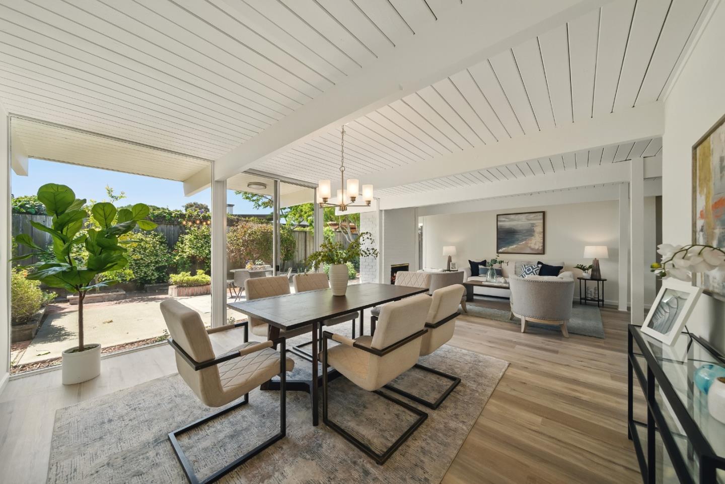 Detail Gallery Image 15 of 52 For 200 Loon Ct, Foster City,  CA 94404 - 5 Beds | 2 Baths