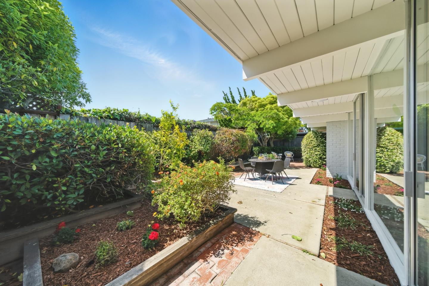 Detail Gallery Image 44 of 52 For 200 Loon Ct, Foster City,  CA 94404 - 5 Beds | 2 Baths
