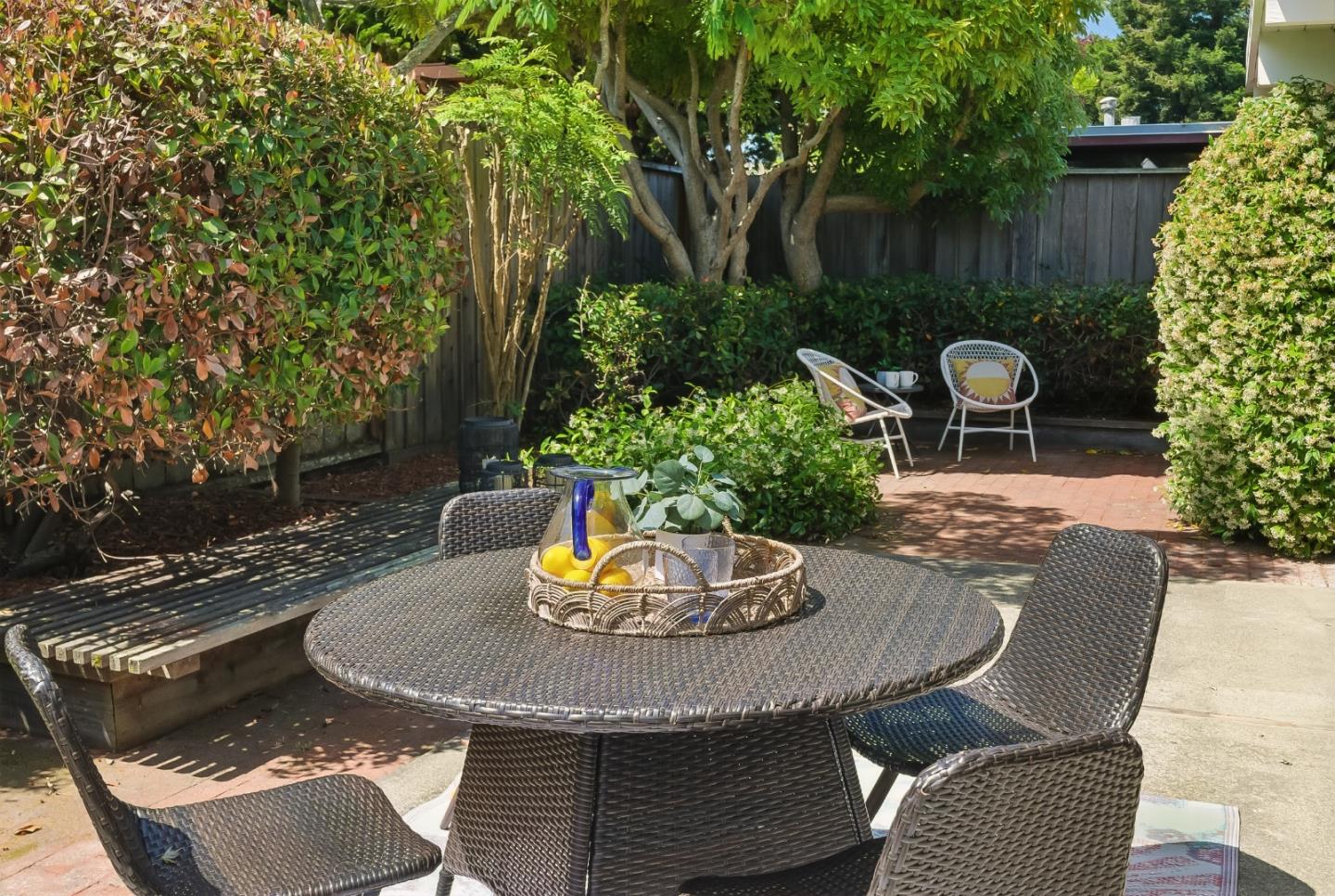 Detail Gallery Image 45 of 52 For 200 Loon Ct, Foster City,  CA 94404 - 5 Beds | 2 Baths