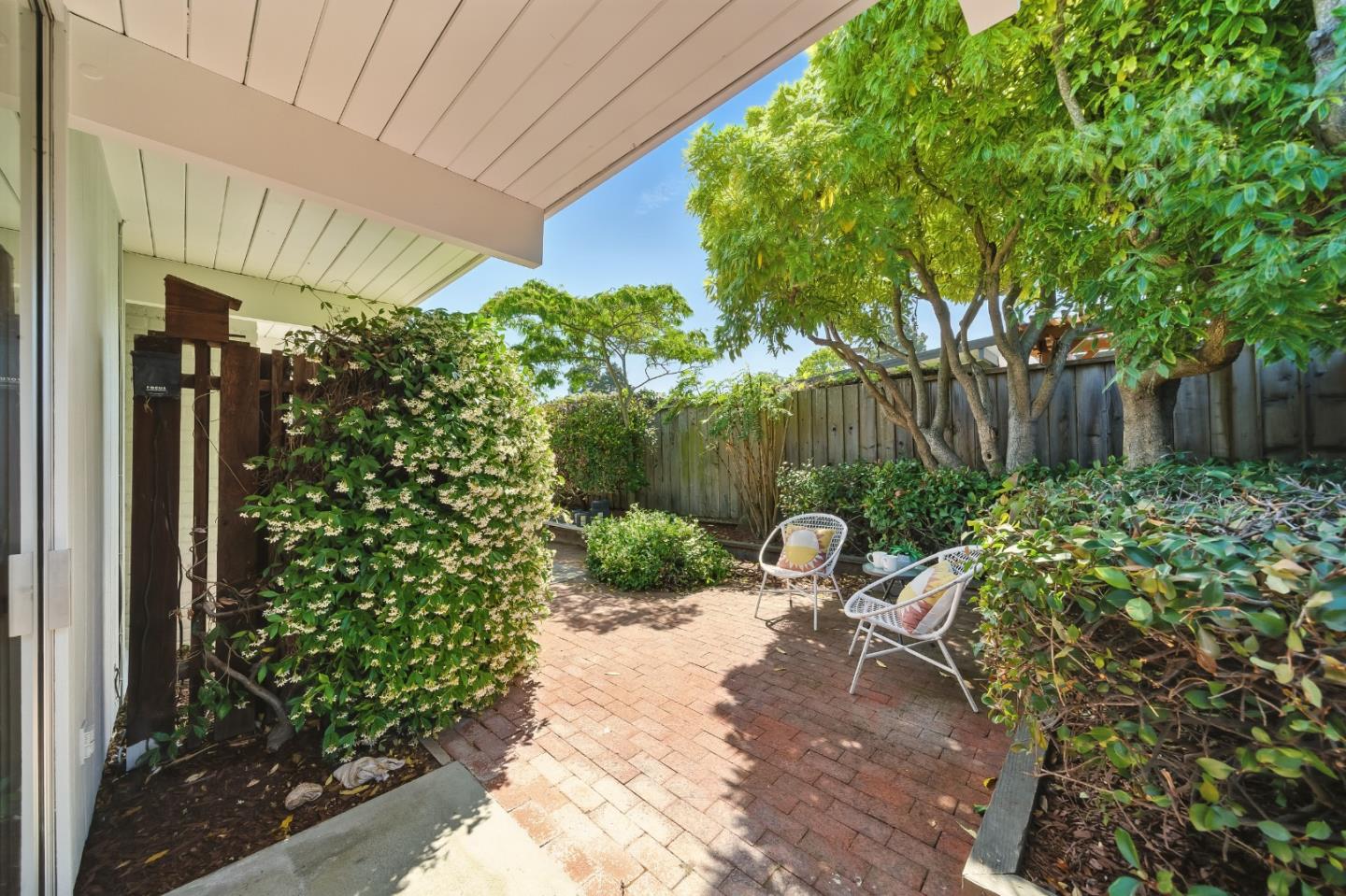 Detail Gallery Image 49 of 52 For 200 Loon Ct, Foster City,  CA 94404 - 5 Beds | 2 Baths